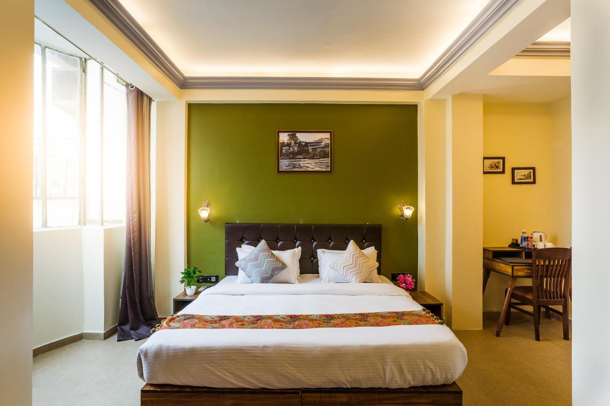 Tripli Hotels Silver Shine Waranasi Zewnętrze zdjęcie