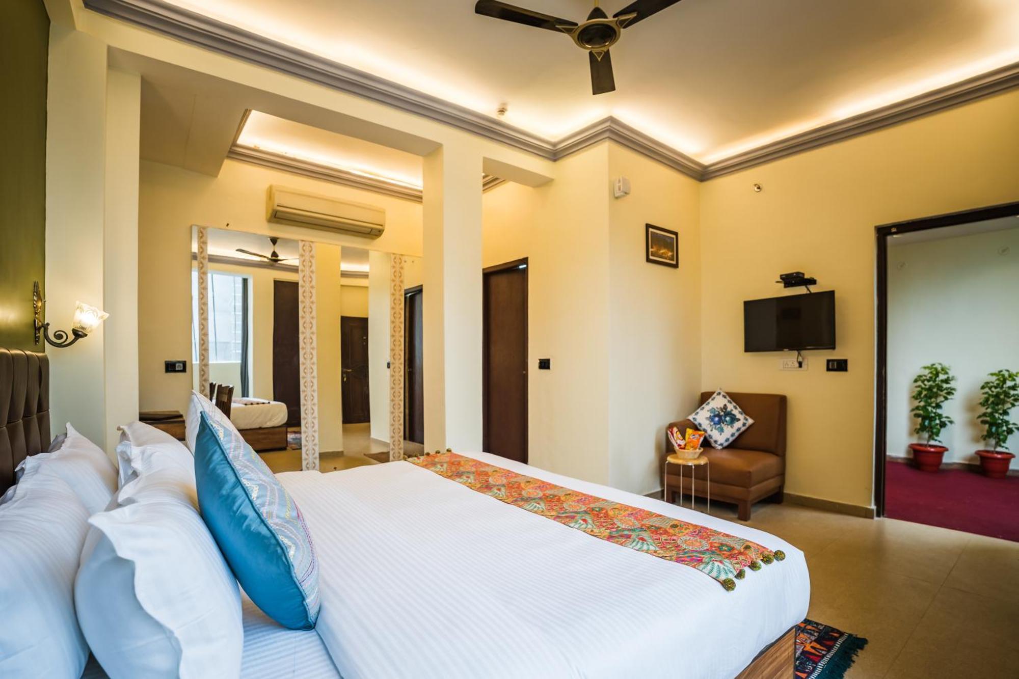 Tripli Hotels Silver Shine Waranasi Zewnętrze zdjęcie